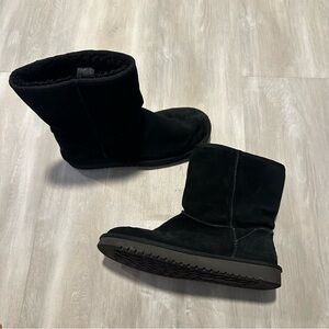 Koolaburra by UGG Black Leather Suede Boots Sz 9
